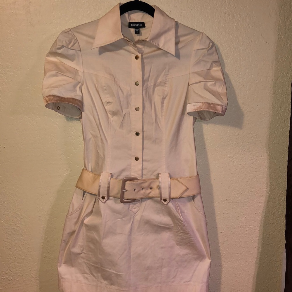 New kaki Bebe Dress size Medium